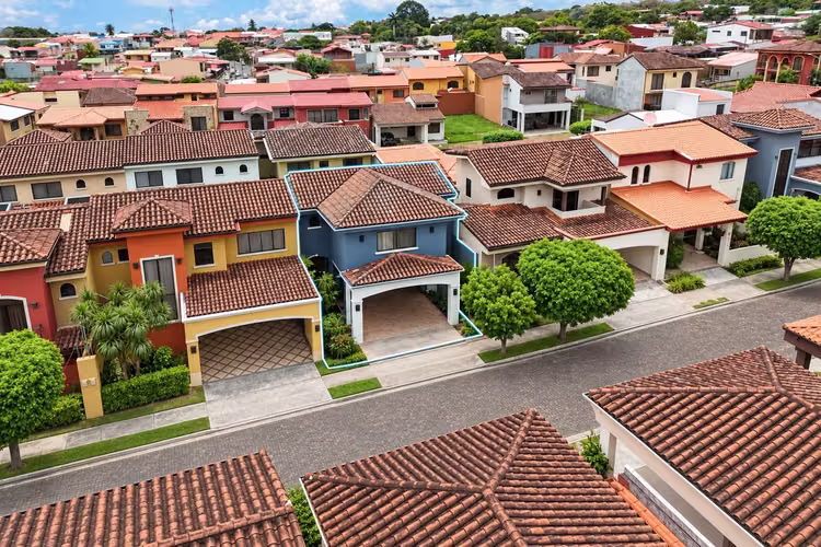 Casa Remodelada en Condominio Puebla Real en San Pablo de Heredia -1 - Imagen 19