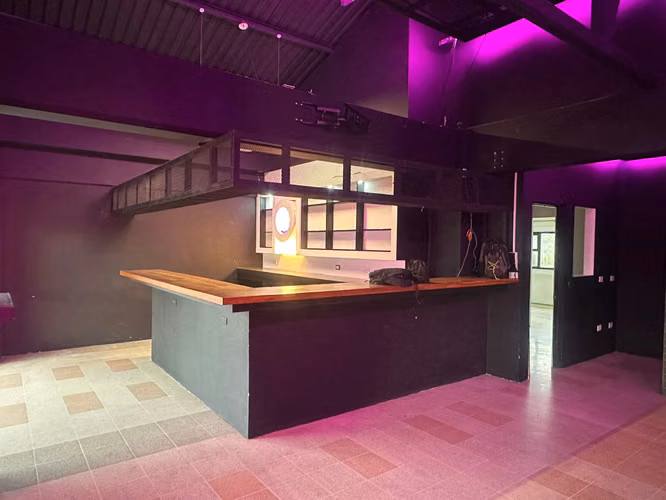 Alquiler de Local ideal para Bar/Restaurante en Escalante