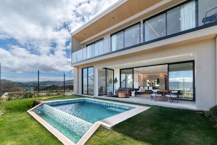 Espectacular Residencia Boutique en Santa Ana- HGM - Imagen 1
