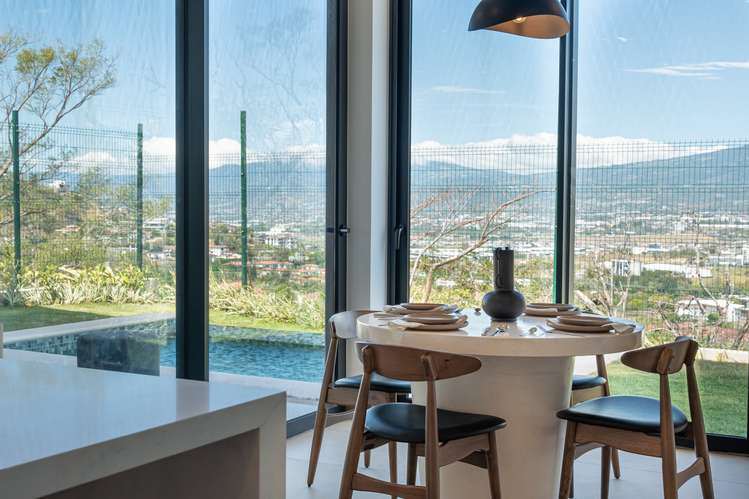 Espectacular Residencia Boutique en Santa Ana- HGM - Imagen 7