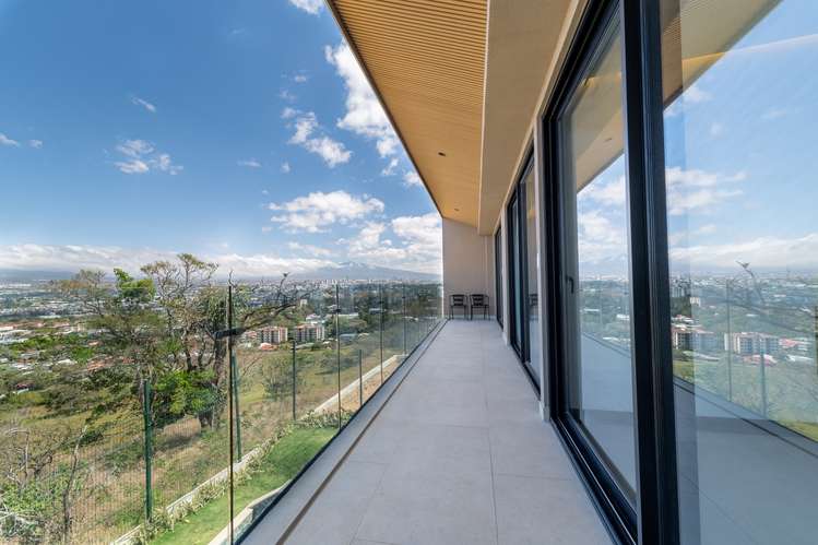 Espectacular Residencia Boutique en Santa Ana- HGM - Imagen 3