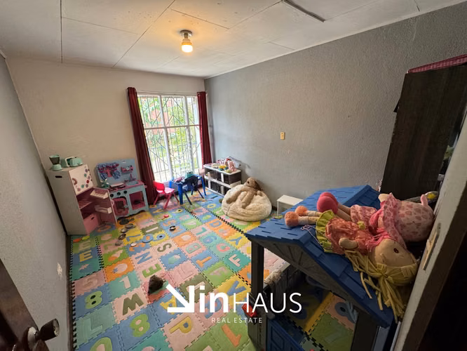 Venta de propiedad con 5 casas y un apartamento en San Rafael Arriba de Desamparados -EU (ID43587)