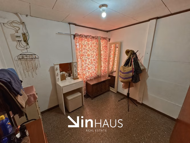 Venta de propiedad con 4 casas y un apartamento en Aserrí  -EU (ID43588) - Imagen 4