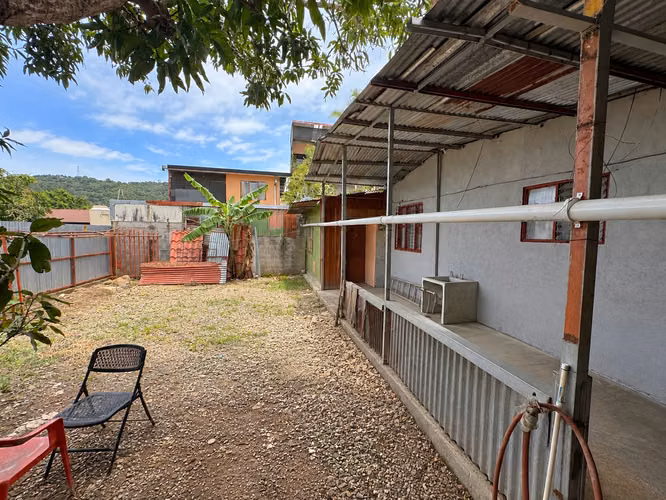Venta de propiedad con 4 casas y un apartamento en Aserrí  -EU (ID43588) - Imagen 16