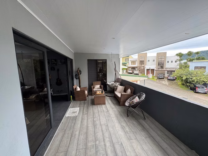Venta de casa con dos apartamentos en condominio en San Antonio, Desamparados-EU (ID43637) - Imagen 3