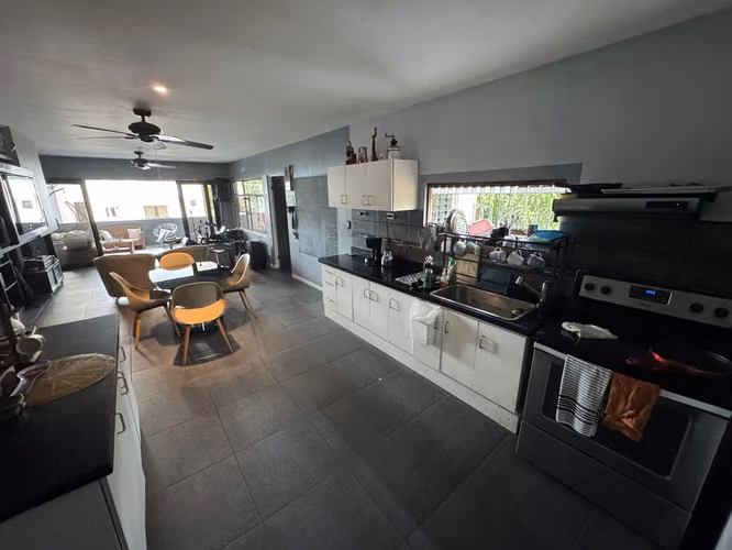 Venta de casa con dos apartamentos en condominio en San Antonio, Desamparados-EU (ID43637) - Imagen 5