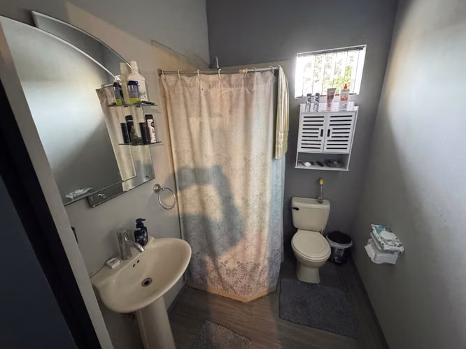 Venta de casa con dos apartamentos en condominio en San Antonio, Desamparados-EU (ID43637) - Imagen 11
