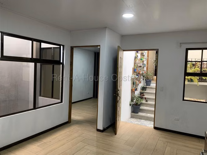 Alquiler de Acogedor Apartamento en Tibás. - Imagen 4