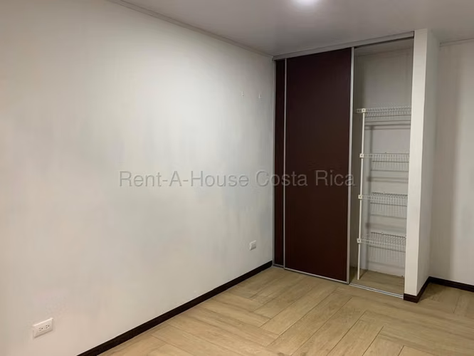 Alquiler de Acogedor Apartamento en Tibás. - Imagen 6