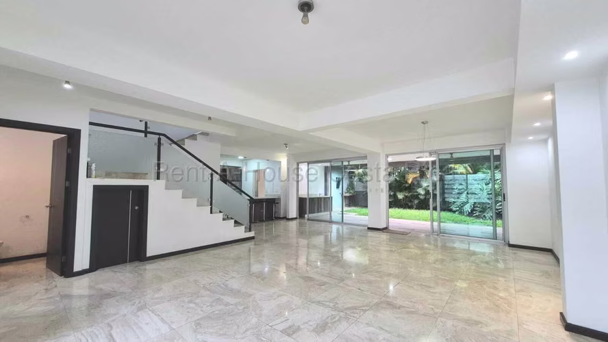 Venta de Casa en Piedades de Santa Ana.  - Imagen 14