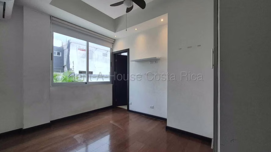 Venta de Casa en Piedades de Santa Ana.  - Imagen 7