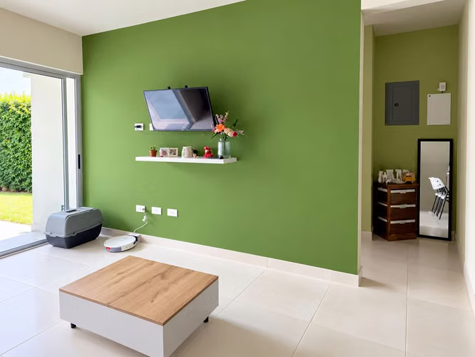 VENTA DE CASA DE UNA PLANTA, 2 HABITACIONES, CON PATIO EN CONDOMINIO