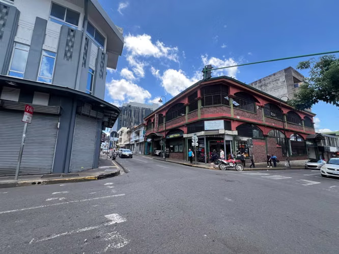 LOCAL COMERCIAL ESQUINERO DE 98 m² – SAN JOSÉ CENTRO - Imagen 10