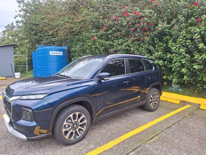 SUZUKI GRAND VITARA GLX 2026 ¡SOLO 16.000 KM!  NEGOCIABLE - Imagen 2