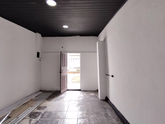 Ofibodega, Casa uso comercial Fte calle, parqueo  - Imagen 3