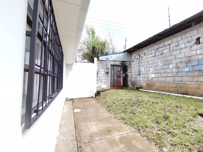 Ofibodega, Casa uso comercial Fte calle, parqueo  - Imagen 6