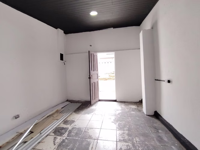 Ofibodega, Casa uso comercial Fte calle, parqueo  - Imagen 17