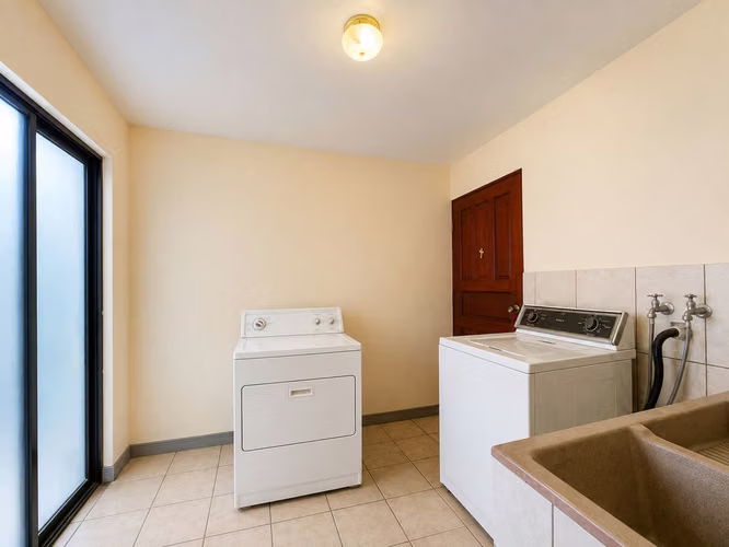 “Venta casa de una planta, 3 habitaciones – San Vicente de Moravia |  - Imagen 20