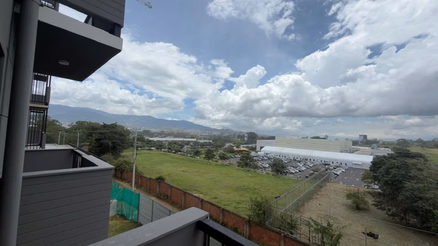 Alquiler de apartamento en Heredia 3 habitaciones, 90 mts