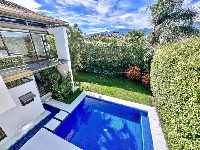 Casa Cielo | Modern Suburban Living in Valle del Sol - Imagen 8