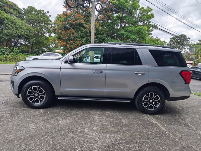 Ford Expedition XLT 2024 - Imagen 5