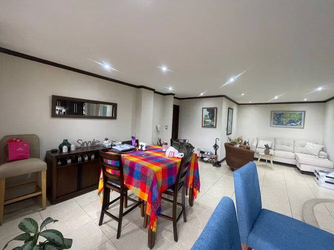 Apartamento con una vista excepcional al valle central  - Imagen 6