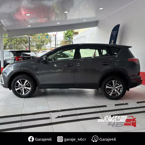 TOYOTA RAV4 2019