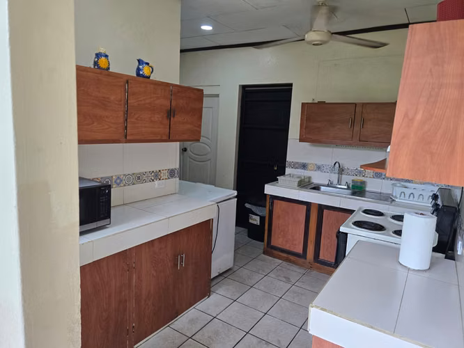 Casa Vacacional Puntarenas. Precio 2 noches minimo.