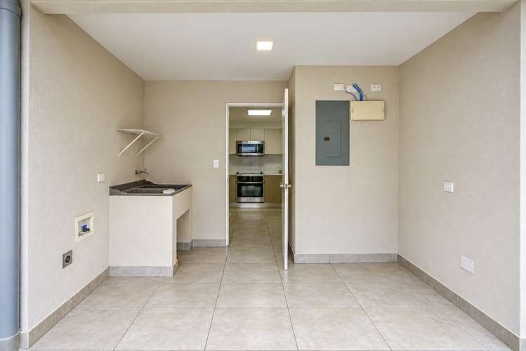 Casa de 3 habitaciones con Sala de TV en Condominio 3-10 Guachipelín - Imagen 4