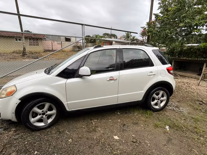 Se vende Suzuki SX4