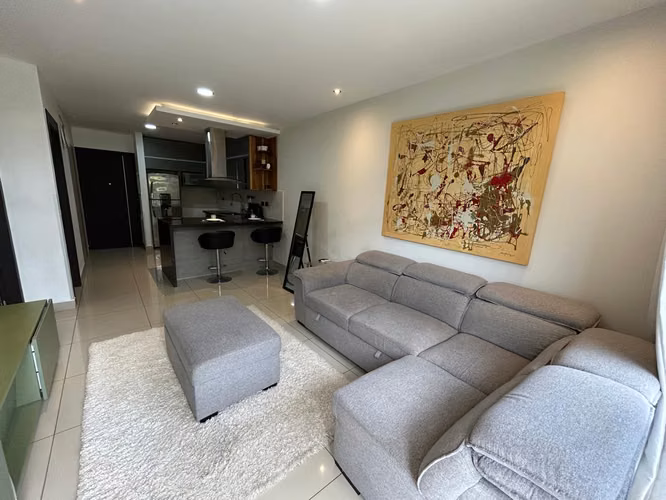 Apartamento amoblado en Santa Ana | 1 habitación + jardín - Imagen 7