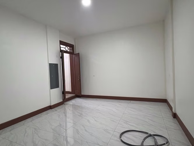 LOCALES EN ALQUILER EN PLAZA BOLANDI | SAN JOSÉ CENTRO - Imagen 7