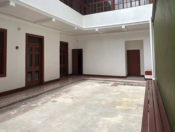 LOCALES EN ALQUILER EN PLAZA BOLANDI | SAN JOSÉ CENTRO - Imagen 6
