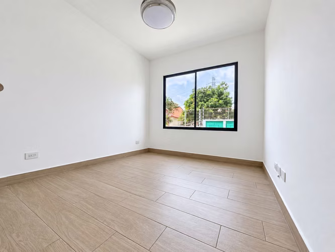 Casa Moderna de 2 habitaciones con Jardin en Alquiler - Imagen 11