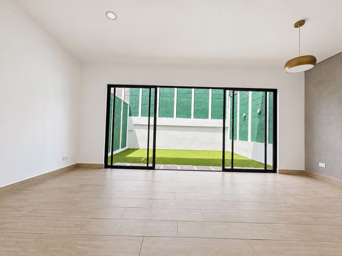 Casa Moderna de 2 habitaciones con Jardin en Alquiler - Imagen 7