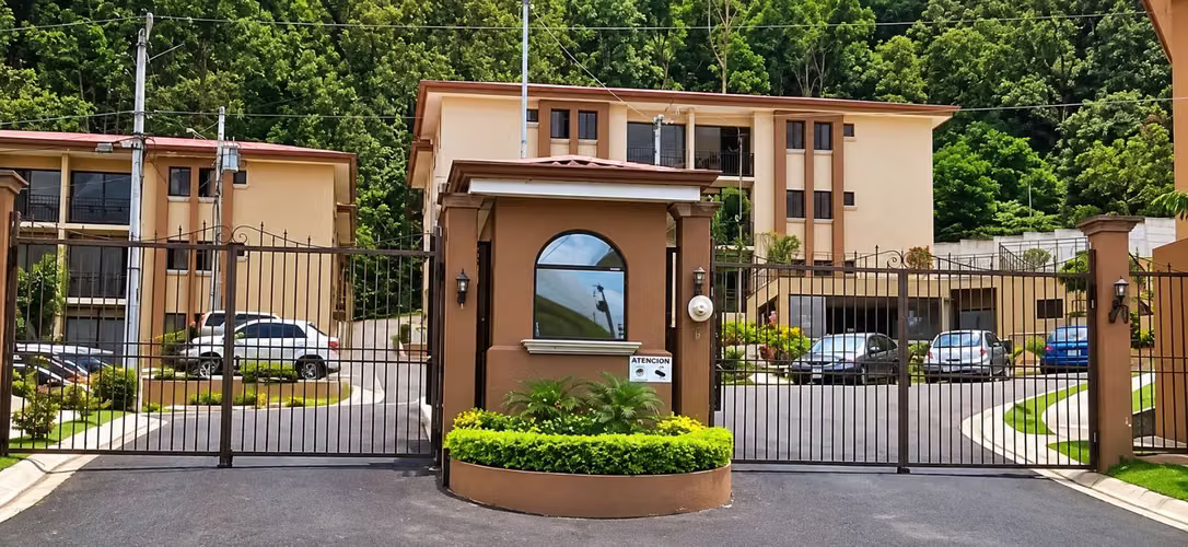 Venta Apartamento Torres de Cafe, San Antonio, Desamparados 