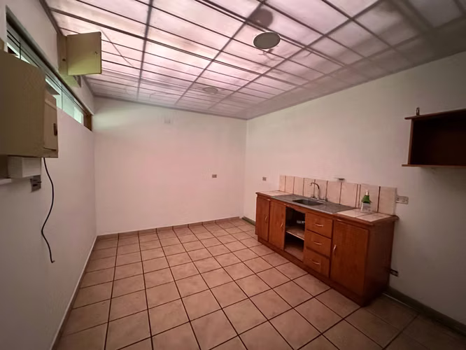 Rohrmoser | 615 m² | Uso comercial | 15 parqueos - Imagen 20