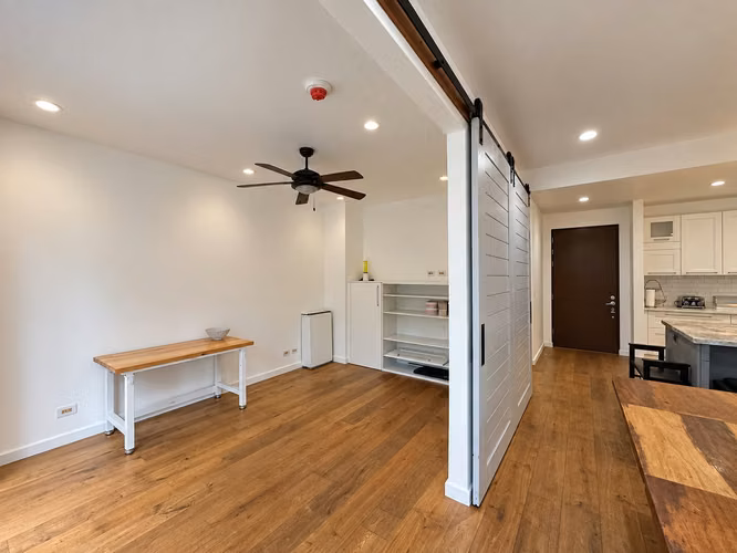 Distrito 4 Escazú | 140 m² | Jardín privado | Vista al bosque