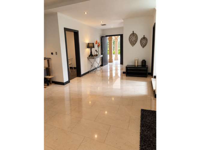 ALQUILER DE CASA EN PUERTA DE HIERRO, SANTA ANA* - Imagen 13