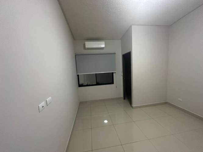 Alquiler de casa de una planta en Condominio Robles de Lindora, pozos Santa Ana - Imagen 3