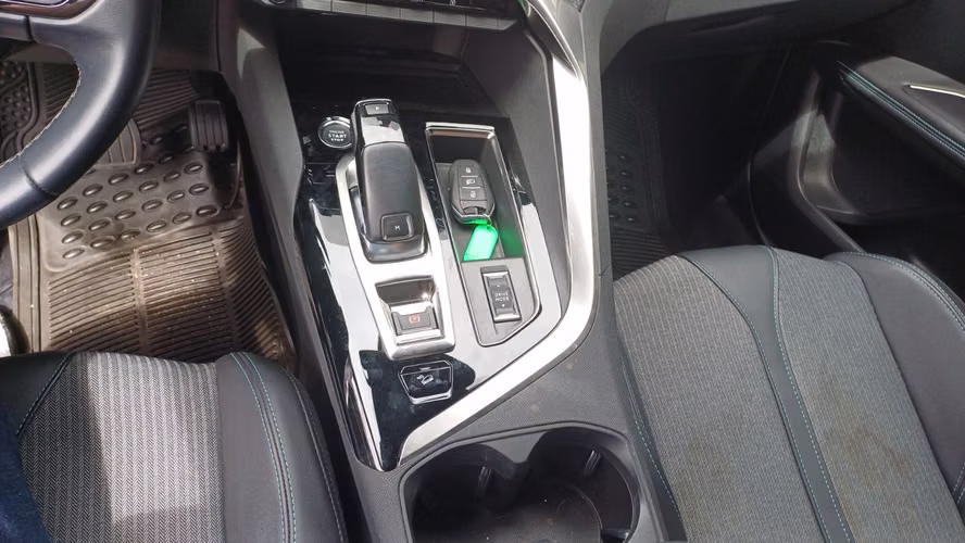 PEUGEOT 3008, TODO TERRENO 4X2, AÑO 2024 - Imagen 16