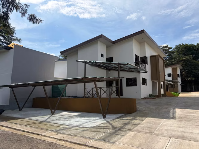 APARTAMENTOS NUEVOS PARA ESTRENAR, PLANTA ALTA Y PLANTA BAJA 