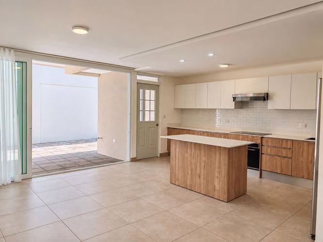 ALQUILER DE CASA CON LINEA BLANCA EN CONDOMINIO LA VITA, ESCAZÚ  - Imagen 6