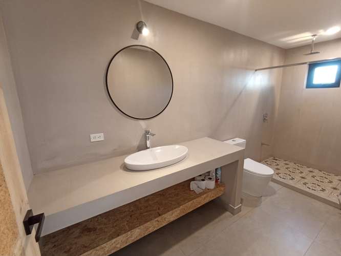 Studio de un dormitorio, semiamueblado en Barrio Amon, iluminacion natural, sin parqueo.   - Imagen 6