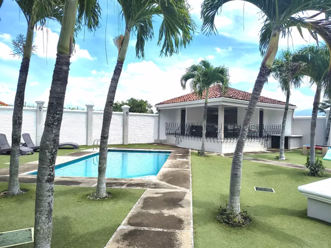 Casa de 4 habitaciones en condominio en Guachipelín, Escazú - Imagen 18
