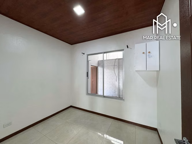 Casa En Alquiler Independiente En Guácima Centro | Amplia Área Verde Y Cochera Techada - Imagen 10