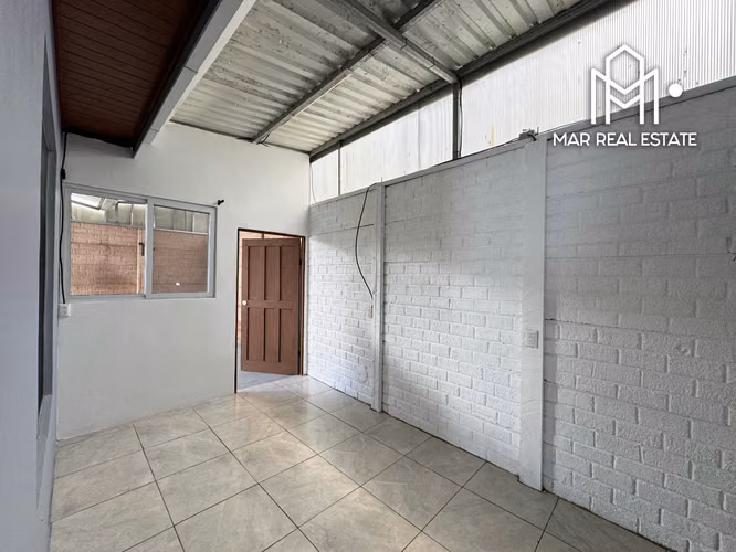 Casa En Alquiler Independiente En Guácima Centro | Amplia Área Verde Y Cochera Techada - Imagen 11