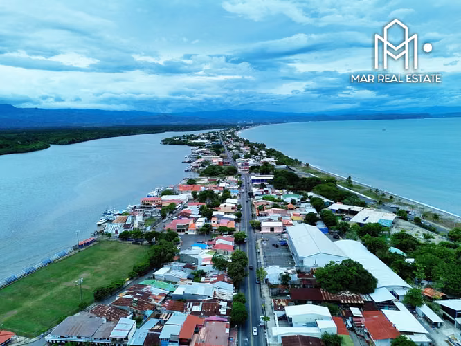 Venta Local Comercial Dos Pisos Avenida Central Puntarenas - Imagen 15