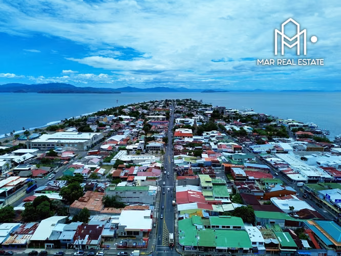 Venta Local Comercial Dos Pisos Avenida Central Puntarenas - Imagen 11