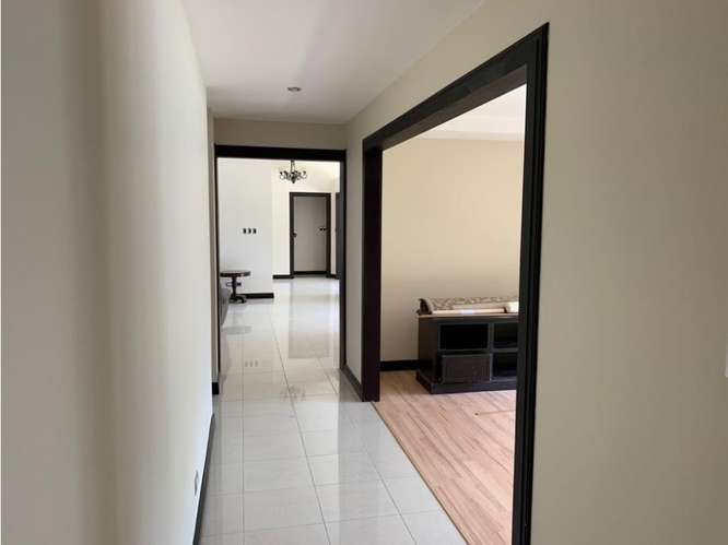 SANTA ANA | Casa de Lujo 1 Nivel con Piscina Privada | Alquiler $4,050 - Imagen 12